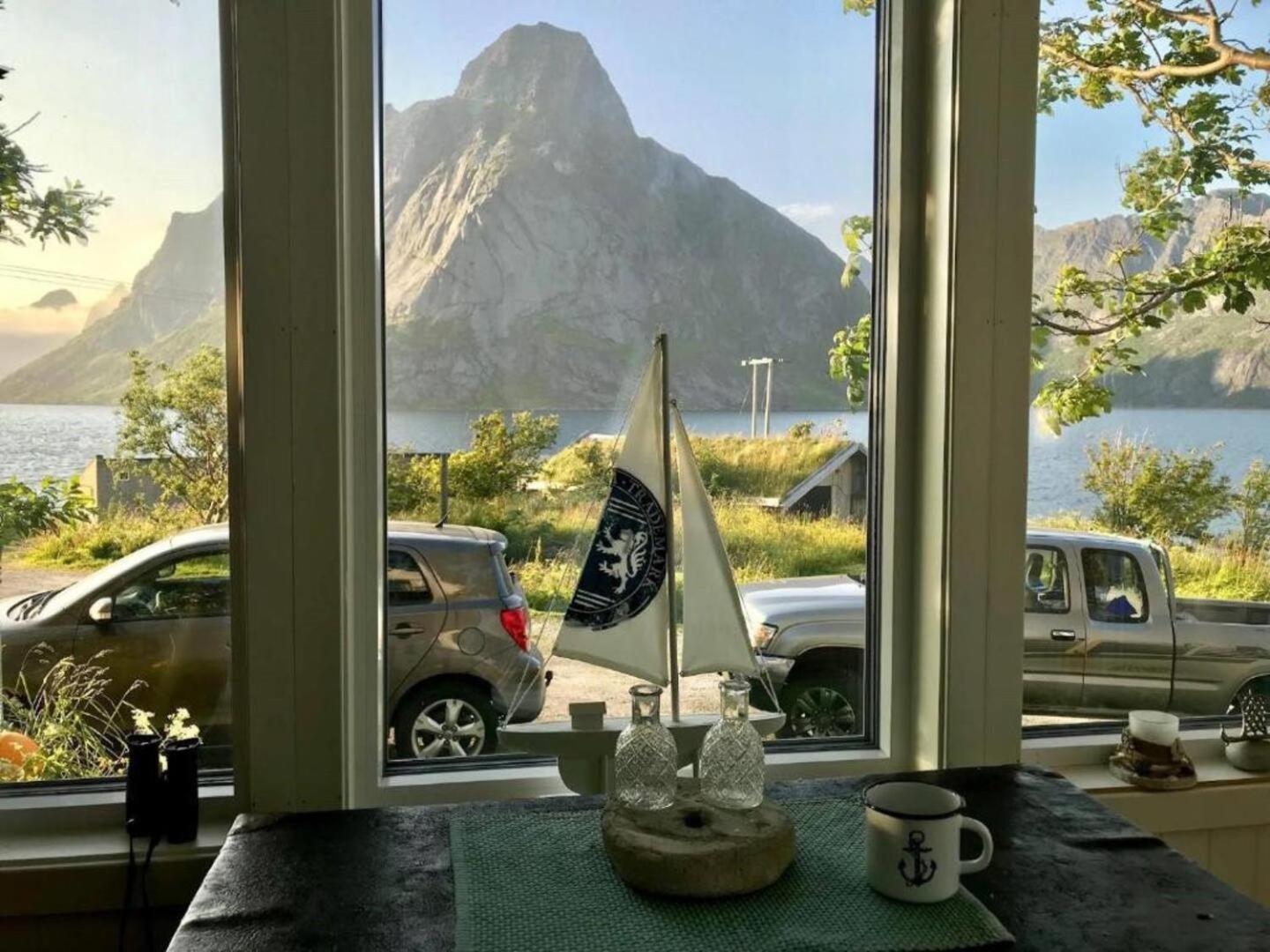 Reinefjorden Lodge Exteriér fotografie